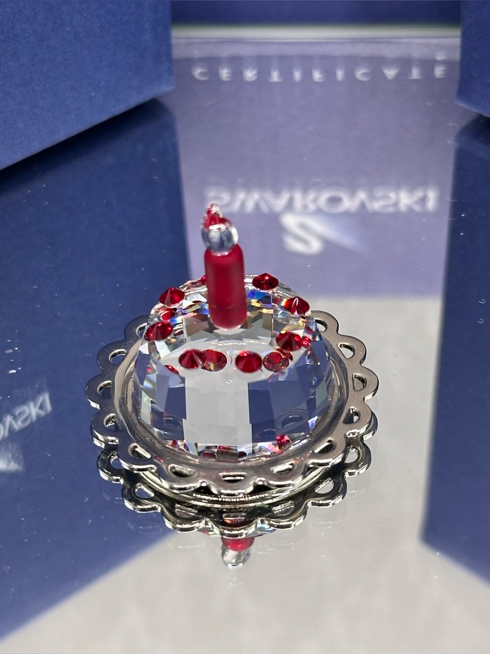 Swarovski Retired Crystal Memories Happy Birthday Cake w/box